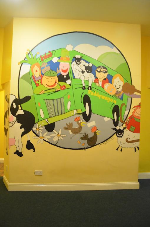 Paddy'S Palace Dublin Hostel Ngoại thất bức ảnh